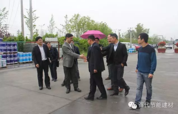 江蘇百代熱烈歡迎昆山住建局、質(zhì)檢站領(lǐng)導參觀考察